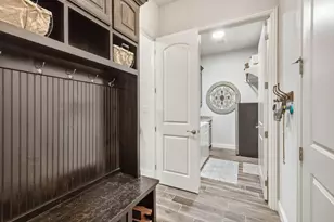 900 Pate St, Granbury, TX 76048 - Photo 20