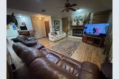 3220 Laurel Oaks Court, Garland, TX 75044 - Photo 4