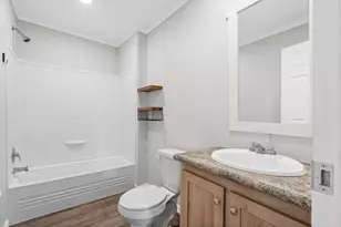 637 Lois Cir, Granbury, TX 76049 - Photo 20