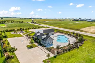 127 Clearwater Ct, Rhome, TX 76078 - Photo 32