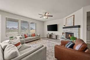 127 Clearwater Ct, Rhome, TX 76078 - Photo 10