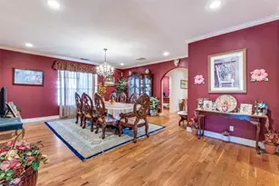 5402 Garland Ave, Dallas, TX 75223 - Photo 10