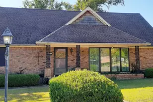 622 Wildgrove Dr, Garland, TX 75041 - Photo 2