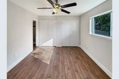 2021 Brentwood Lane, Carrollton, TX 75006 - Photo 16