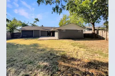 2021 Brentwood Lane, Carrollton, TX 75006 - Photo 20