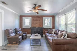 1126 Peach St, Abilene, TX 79602 - Photo 4