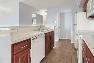 3420 Country Club Drive W #214, Irving, TX 75038 - Photo 8