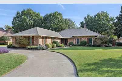 14 Victoria Drive, Rowlett, TX 75088 - Photo 1