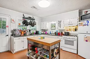 6220 Walnut Dr, Fort Worth, TX 76114 - Photo 12