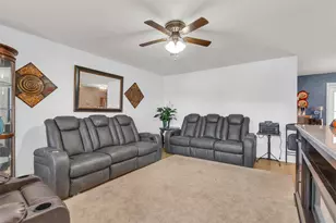 129 Liesa St, Alvarado, TX 76009 - Photo 6