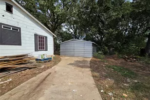1106 14th St, Bridgeport, TX 76426 - Photo 6