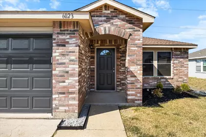 6023 Guilia Drive, Grand Prairie, TX 75052 - Photo 4