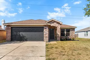 6023 Guilia Dr, Grand Prairie, TX 75052 - Photo 2