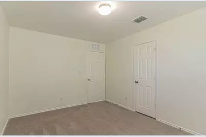 10362 Martin Creek, San Antonio, TX 78252 - Photo 14