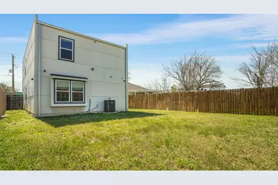 3725 Toronto Street, Dallas, TX 75212 - Photo 38