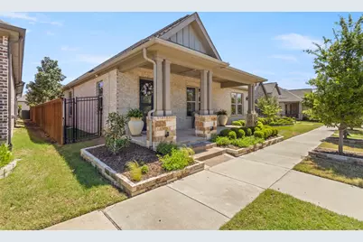 4825 Beaver Creek Drive, Arlington, TX 76005 - Photo 1