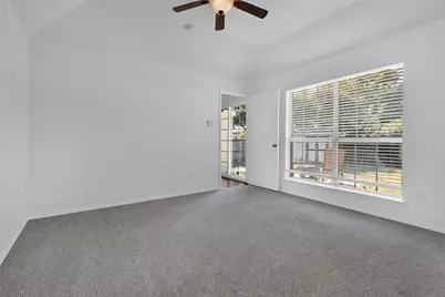 709 Bluffview Drive, McKinney, TX 75071 - Photo 16