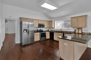 709 Bluffview Dr, McKinney, TX 75071 - Photo 10