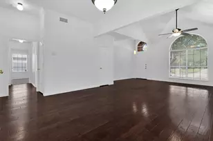 709 Bluffview Dr, McKinney, TX 75071 - Photo 6