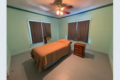 304 W Nevada Street, Seymour, TX 76380 - Photo 6