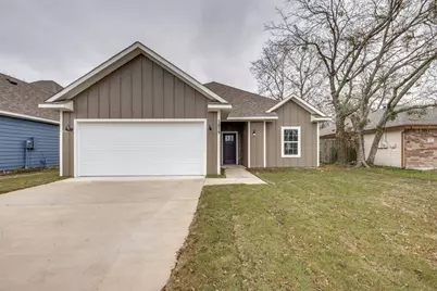 1219 S Montgomery Street, Sherman, TX 75090 - Photo 1