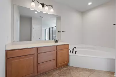 201 Hughes Lane, Grandview, TX 76050 - Photo 20