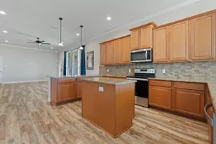 201 Hughes Ln, Grandview, TX 76050 - Photo 16