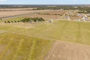 201 Hughes Ln, Grandview, TX 76050 - Photo 8