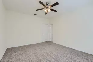 1320 Lakecrest Ln, Lewisville, TX 75057 - Photo 12