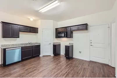 1320 Lake Crest Lane, Lewisville, TX 75057 - Photo 6