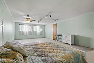 302 W Main St, Honey Grove, TX 75446 - Photo 30