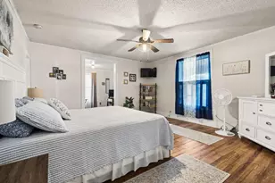 302 W Main St, Honey Grove, TX 75446 - Photo 22