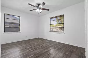 1809 Balla Way, Grand Prairie, TX 75051 - Photo 18