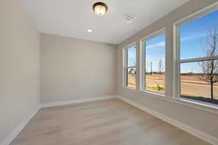 4901 Vizsla Ln, McKinney, TX 75071 - Photo 6