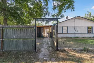 503 S Houston St, Edgewood, TX 75117 - Photo 26