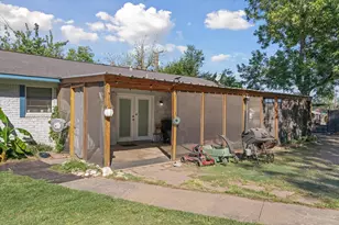 503 S Houston St, Edgewood, TX 75117 - Photo 22