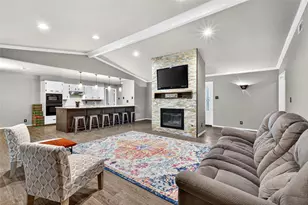 1610 Idlewood Dr, Sherman, TX 75092 - Photo 8