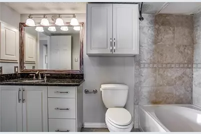 2201 Wolf Street #6104, Dallas, TX 75201 - Photo 6