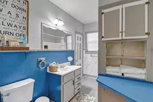 201 S Jones St, Granbury, TX 76048 - Photo 24