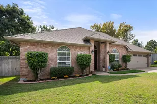 3806 Ivywood Ct, Arlington, TX 76016 - Photo 2