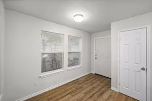 2113 San Antonio, Grand Prairie, TX 75051 - Photo 8