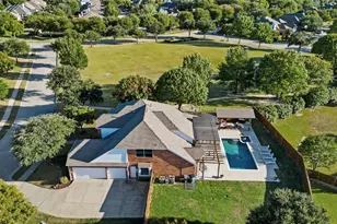 2016 Red Rock Dr, McKinney, TX 75072 - Photo 6