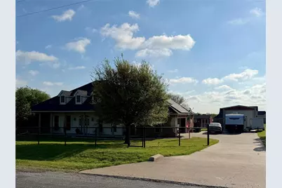 1333 E Highland Road, Waxahachie, TX 75167 - Photo 2