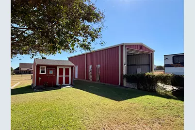 1333 E Highland Road, Waxahachie, TX 75167 - Photo 26