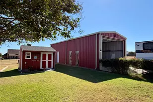 1333 E Highland Rd, Waxahachie, TX 75167 - Photo 26
