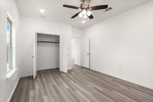 3809 Robert L Parish Sr. Ave, Dallas, TX 75210 - Photo 28