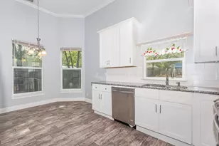 417 W Grand St, Whitewright, TX 75491 - Photo 12