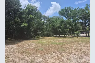 10402 Cory Street, Dallas, TX 75217 - Photo 2