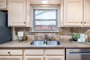 1916 J J Pearce Dr, Richardson, TX 75081 - Photo 16