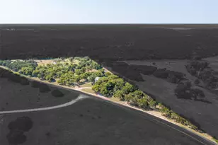 8716 County Rd 1224A, Rio Vista, TX 76093 - Photo 4